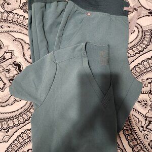 Figs scrub set. Size medium pants and small top. Like new